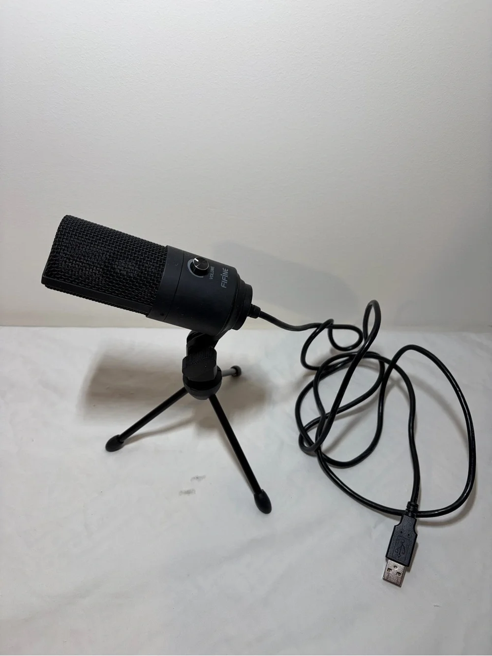 Fifine Black USB Condenser Microphone with Tripod Stand